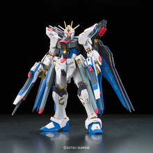 Load image into Gallery viewer, RG ZGMF-X20A Strike Freedom Gundam
